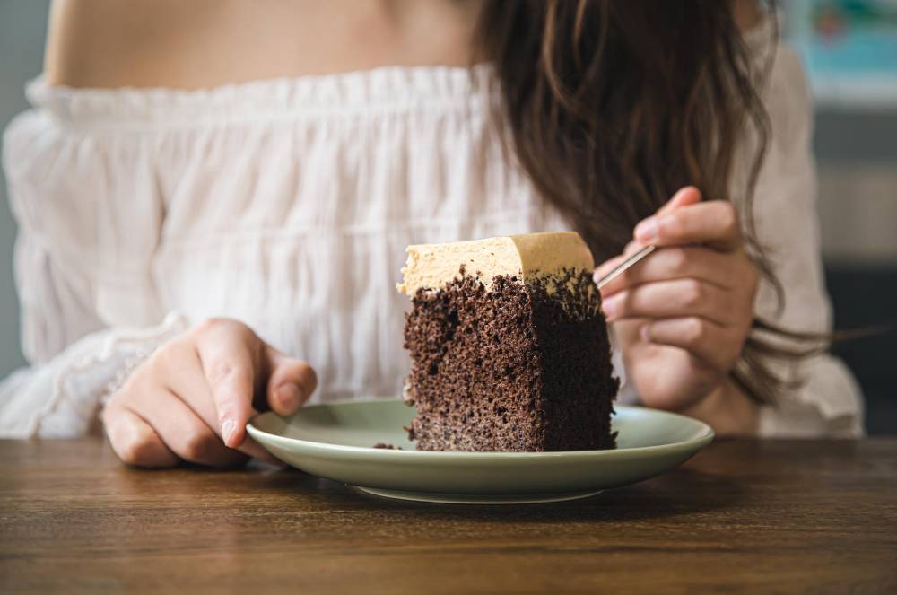 Vontade de comer doces ao longo do dia pode ser sinal de problemas de saúde