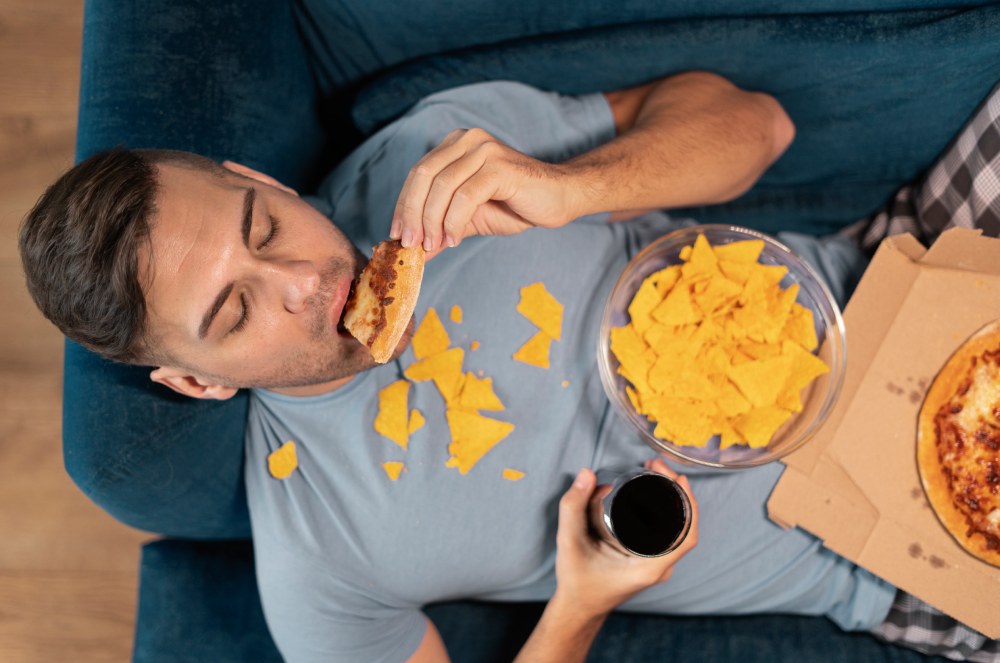 Sente mais fome que o normal? Descubra o que está acontecendo com seu corpo